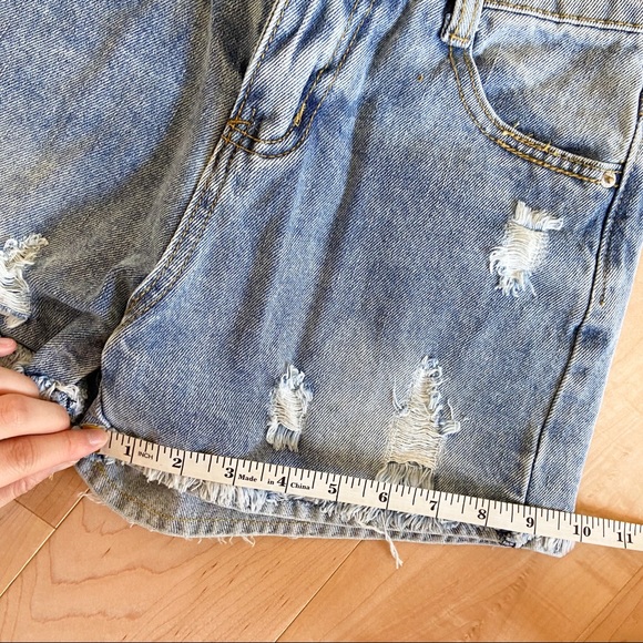 Jean Shorts XS - Picture 3 of 13